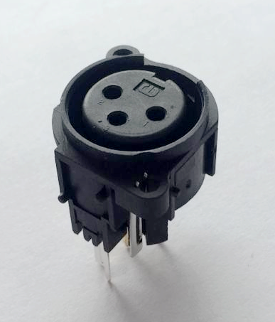 XLR-04